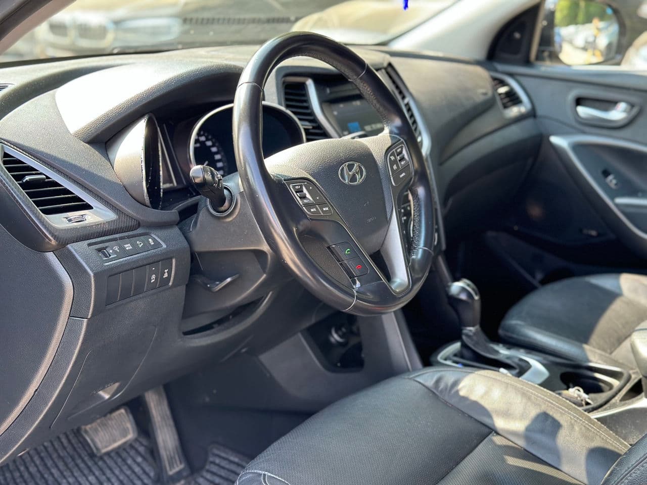 Hyundai Santa Fe 2015 — Миниатюра 10