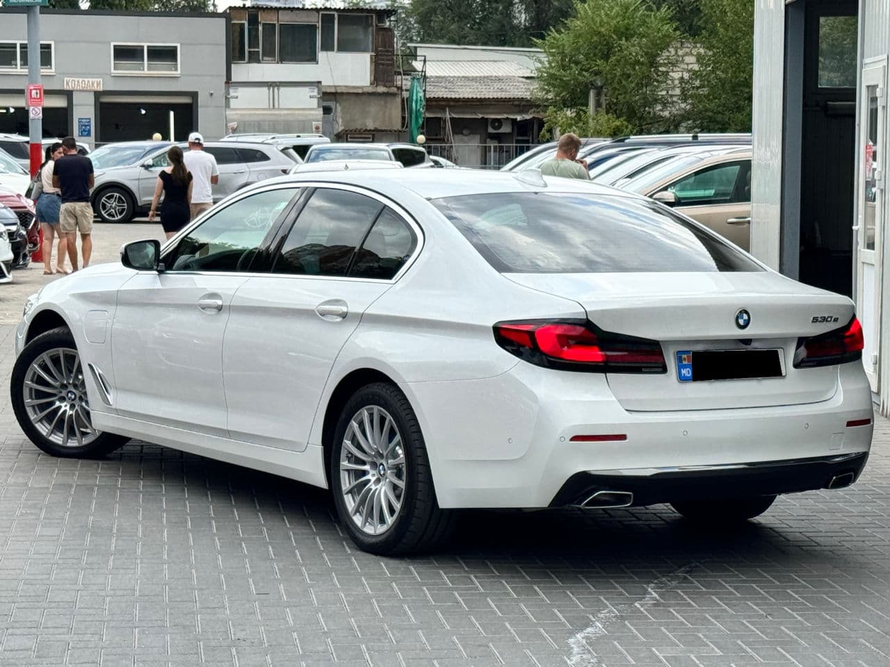 BMW 530e 2020 — Миниатюра 4