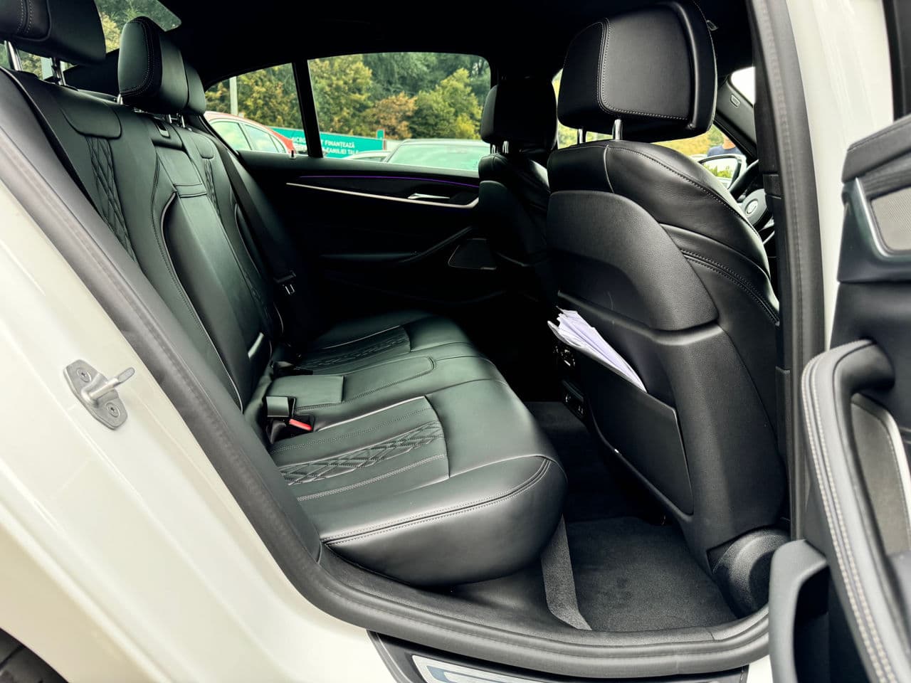 BMW 530e 2020 — Миниатюра 17