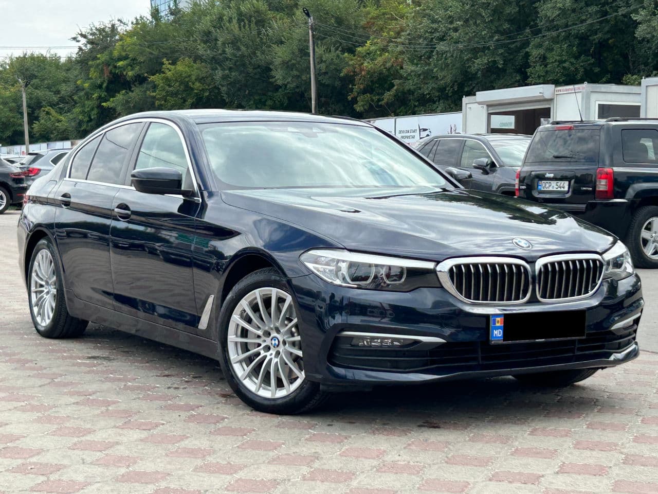 BMW 530e 2019 — Миниатюра 4