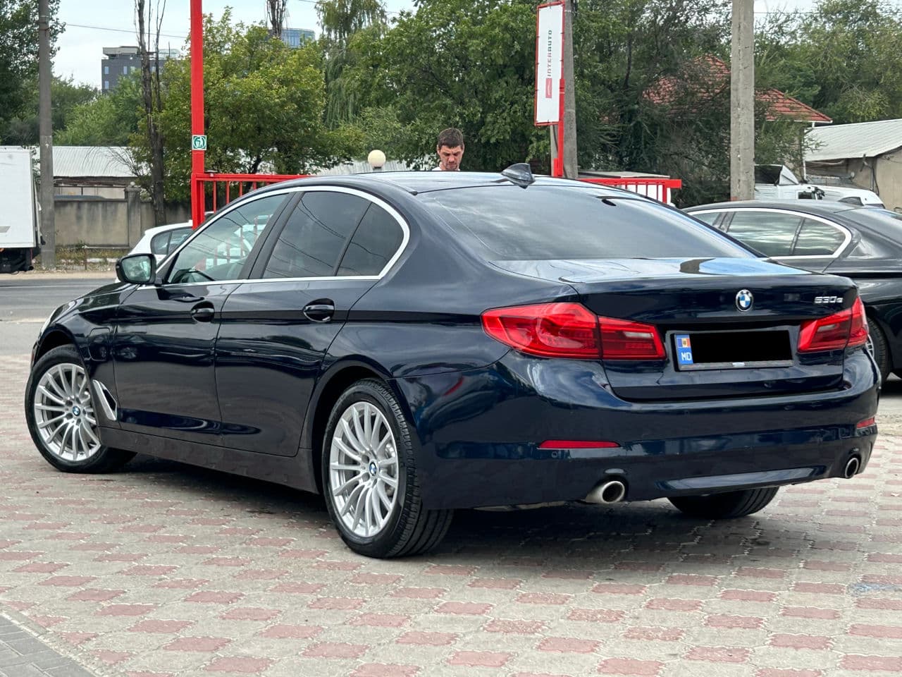 BMW 530e 2019 — Миниатюра 2