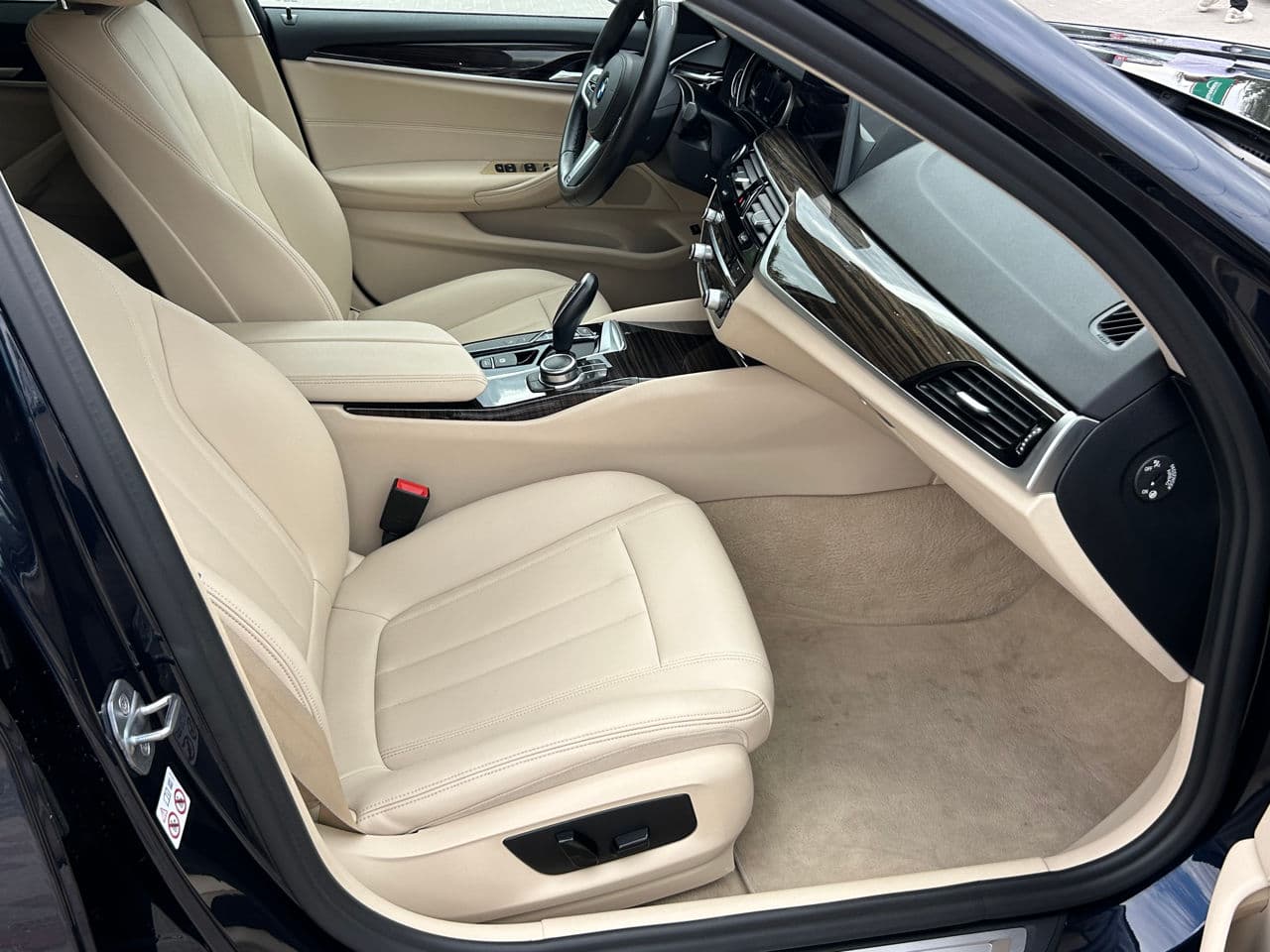 BMW 530e 2019 — Миниатюра 14