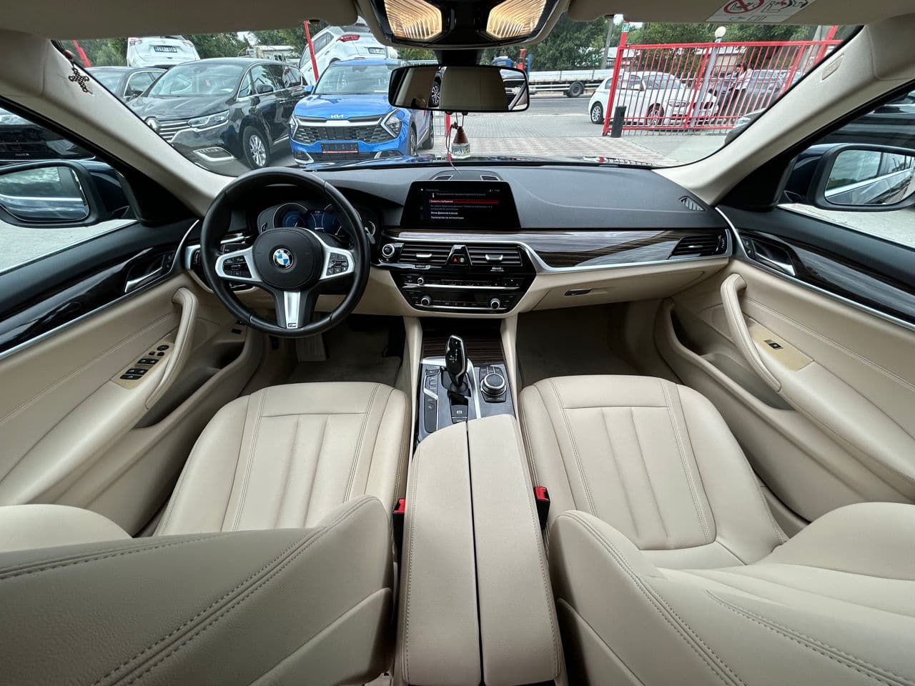 BMW 530e 2019 — Миниатюра 8