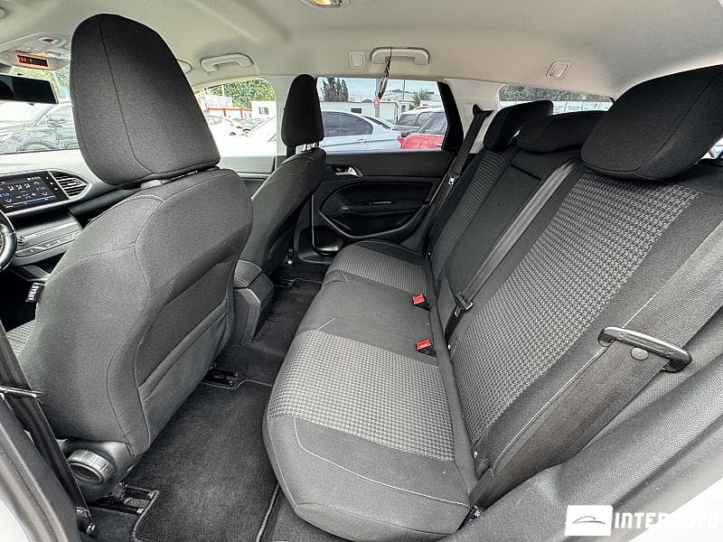 Peugeot 308 2018 — Миниатюра 21
