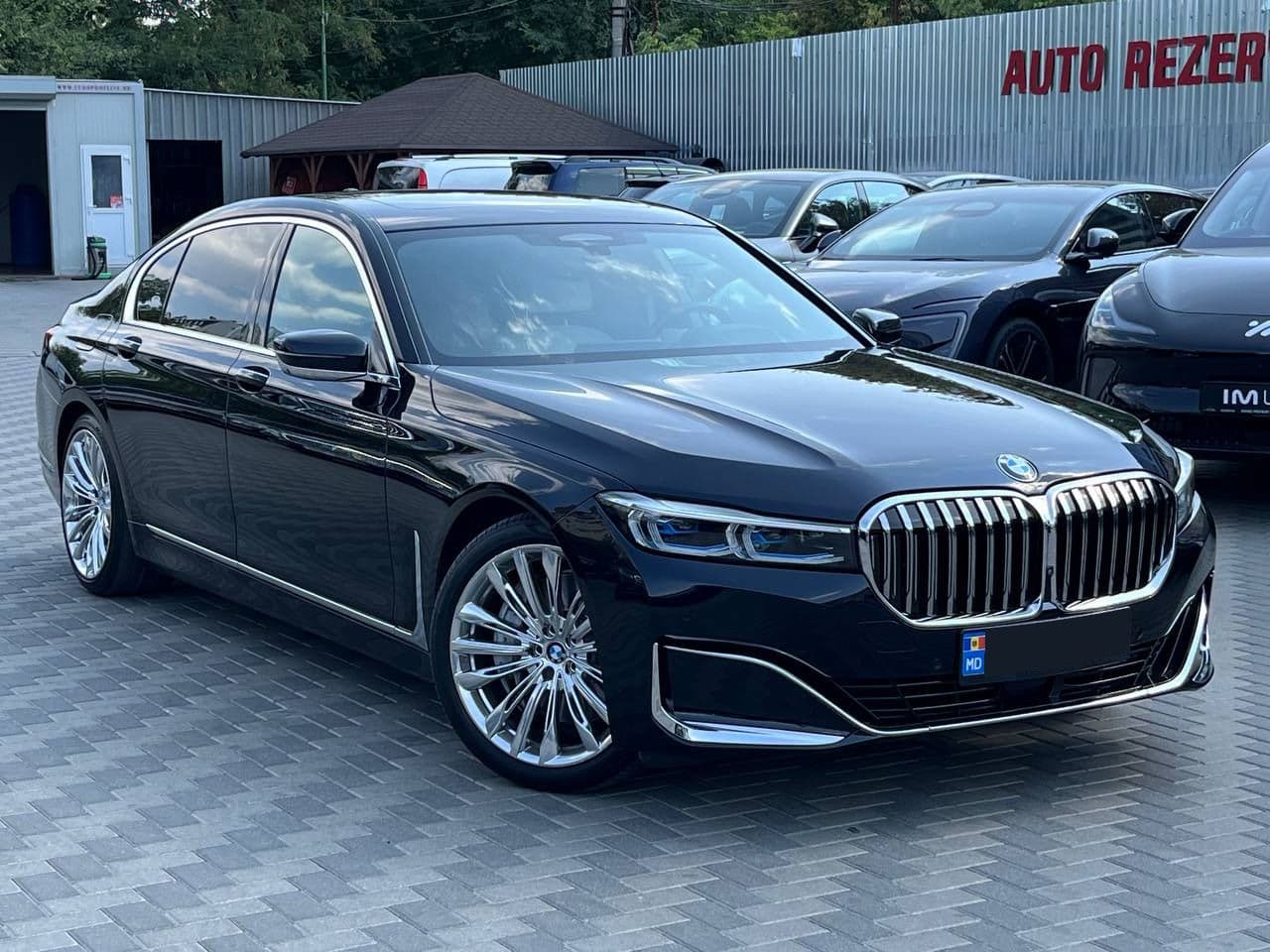 BMW 745e 2020 — Миниатюра 3