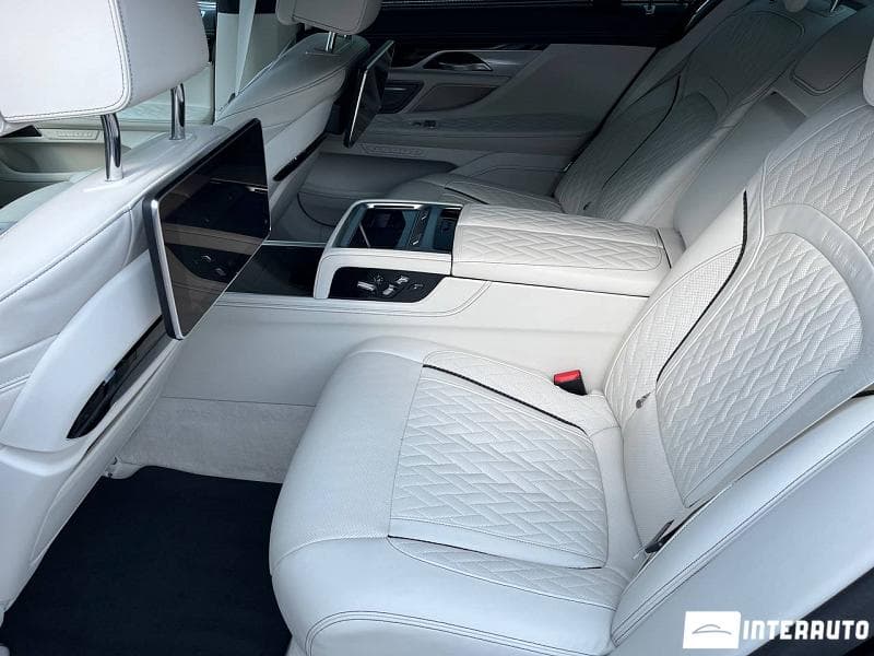 BMW 745e 2020 — Миниатюра 18