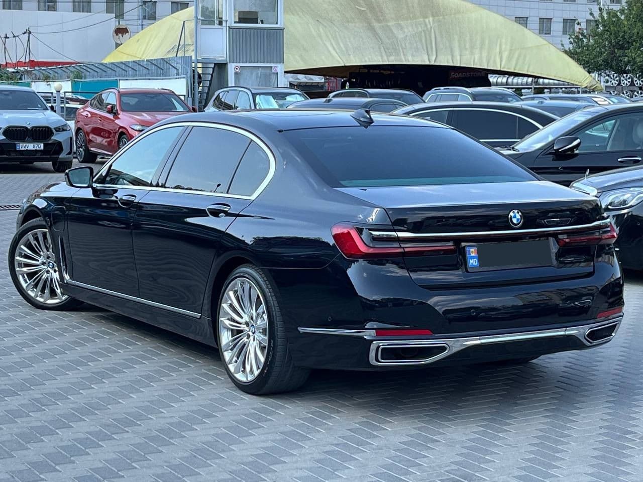 BMW 745e 2020 — Миниатюра 2