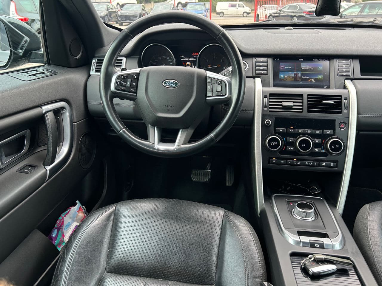 Land Rover Discovery Sport 2016 — Миниатюра 8