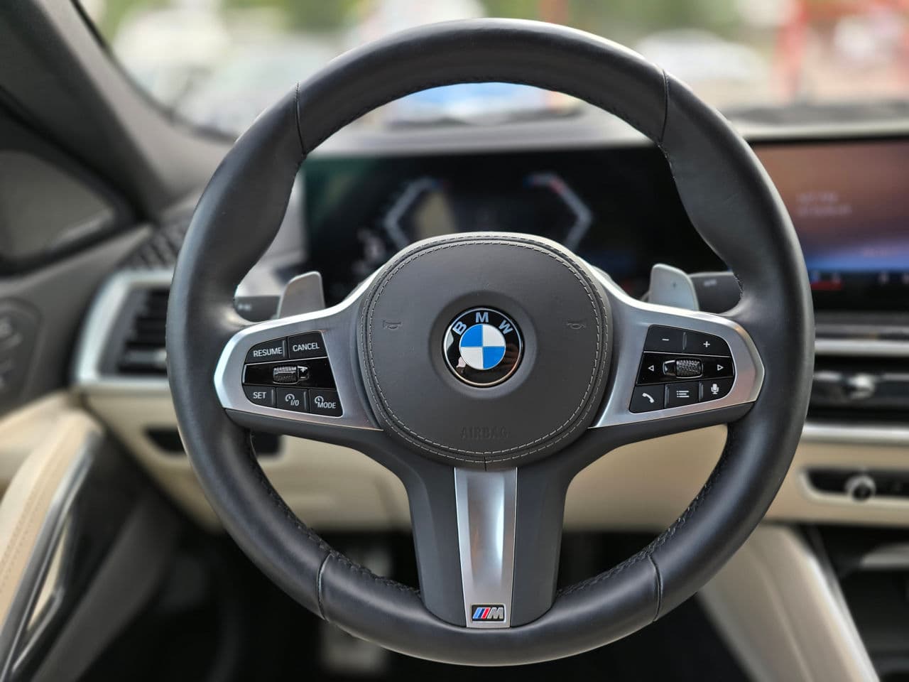 BMW X6 4.0i 2023 — Миниатюра 11