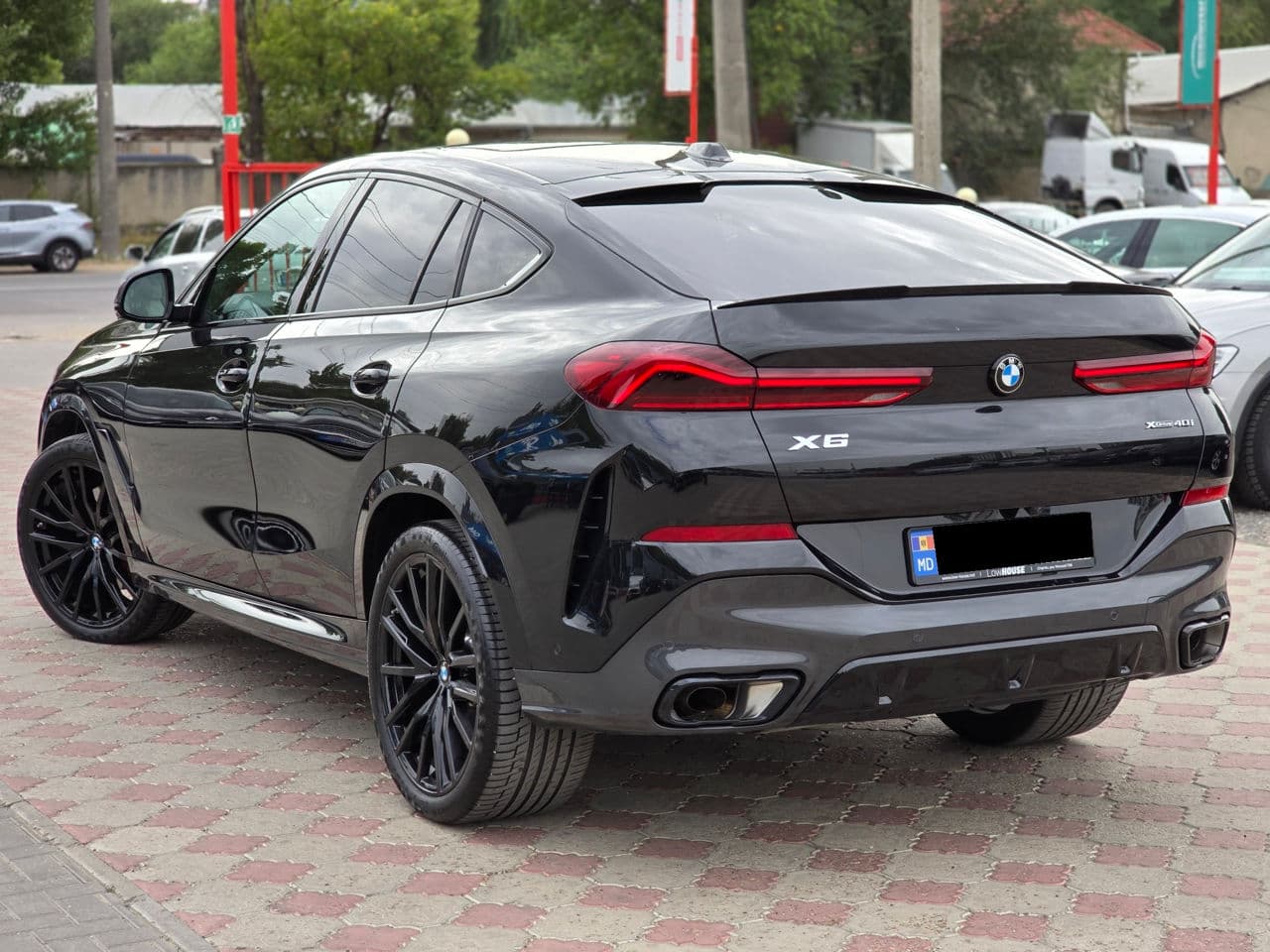 BMW X6 4.0i 2023 — Миниатюра 2