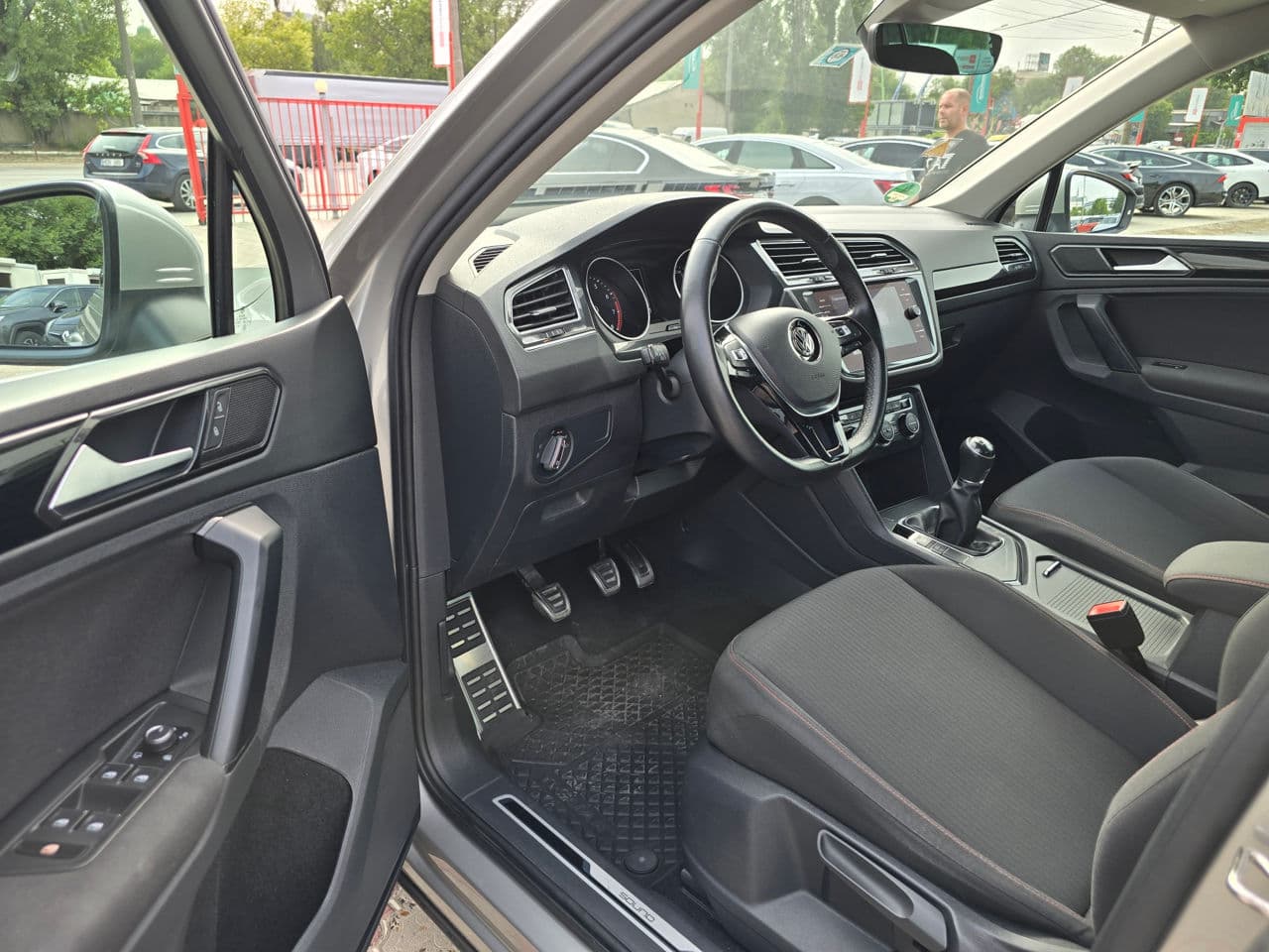 Volkswagen Tiguan 2017 — Миниатюра 5