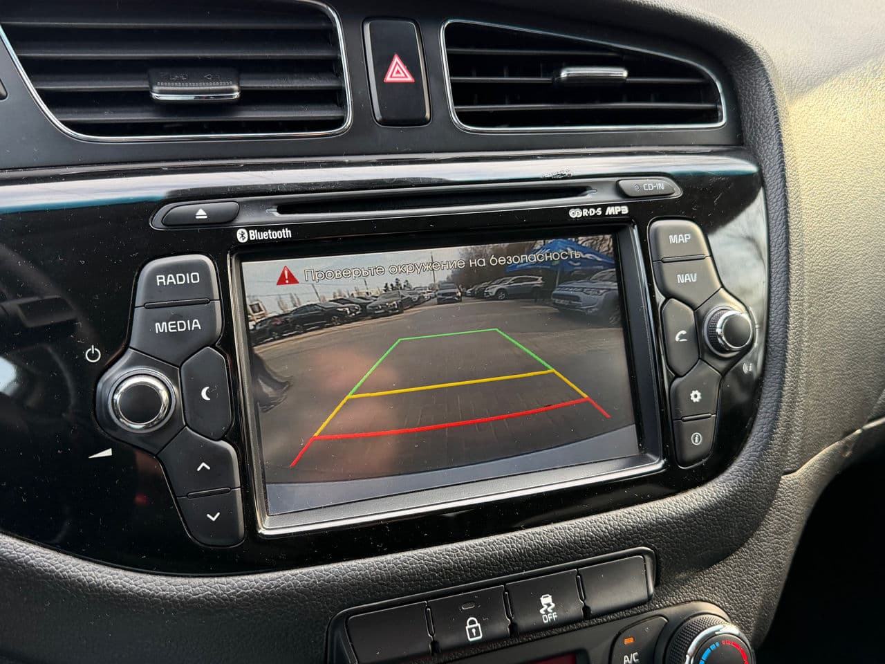 Kia Ceed 2015 — Миниатюра 11