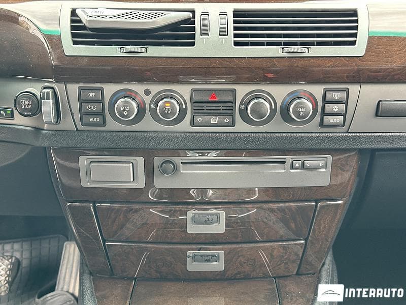 BMW 730 2005 — Миниатюра 14