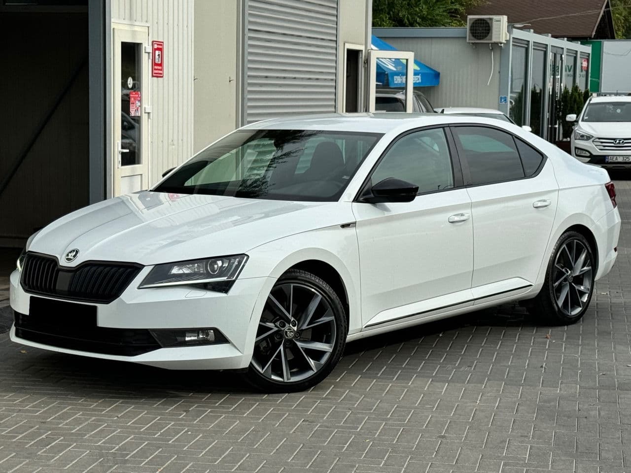 Skoda Superb 2017 — Миниатюра 4