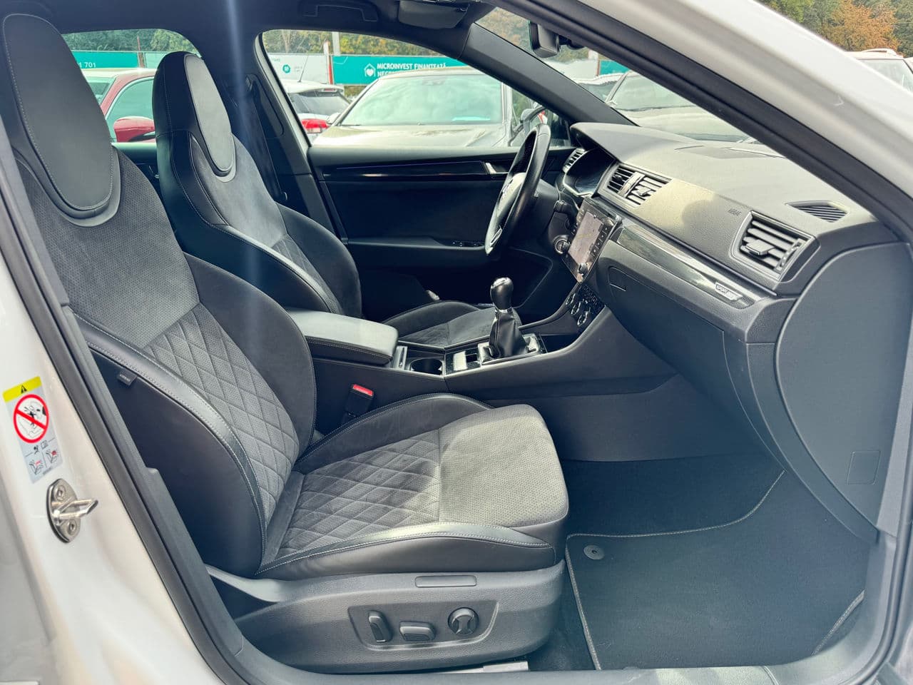 Skoda Superb 2017 — Миниатюра 17