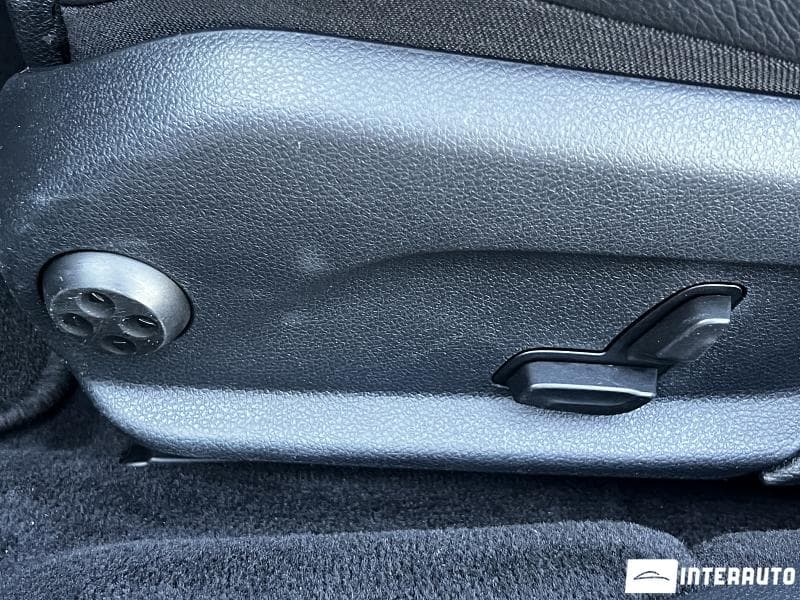 2017 Mercedes E 220 — Miniatură 19