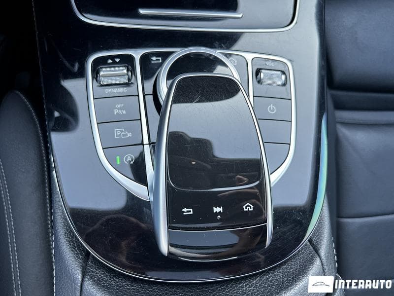 2017 Mercedes E 220 — Miniatură 12