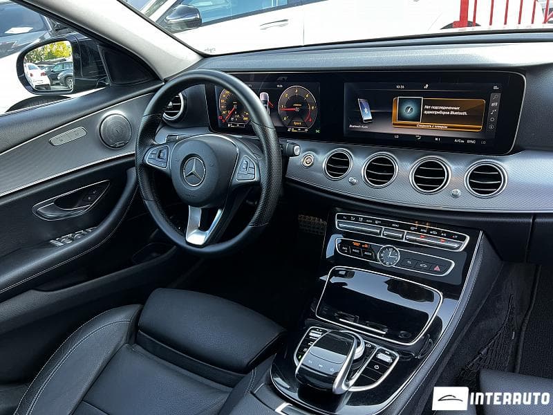 2017 Mercedes E 220 — Miniatură 13