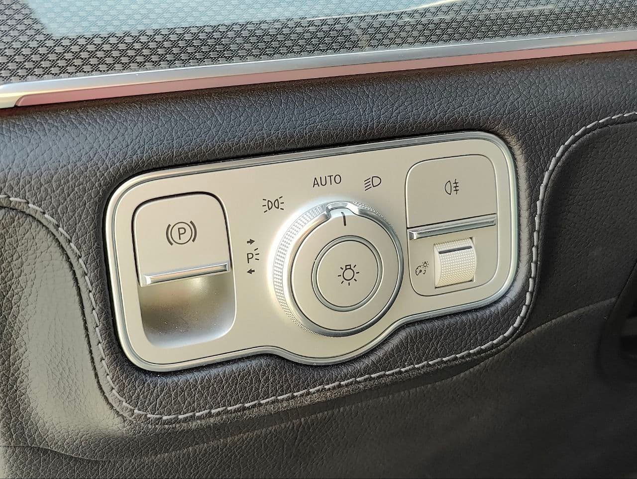 Mercedes GLE 300d 2022 — Миниатюра 12
