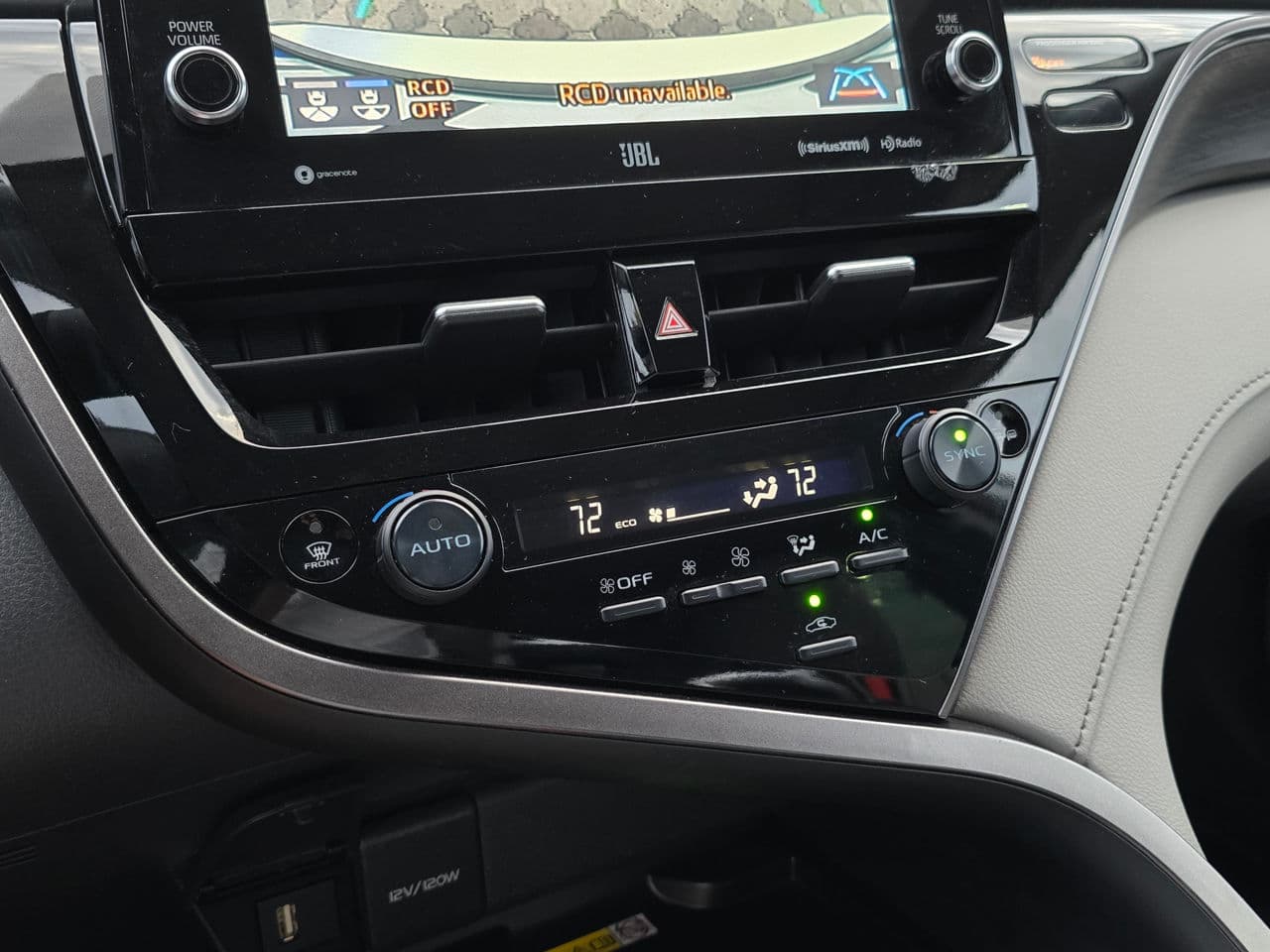 Toyota Camry 2023 — Миниатюра 12