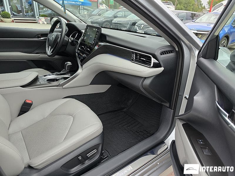 Toyota Camry 2023 — Миниатюра 16