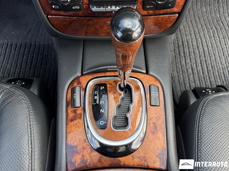 Mercedes S 320 2004 — Миниатюра 11