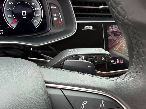 2022 Audi Q8 — Miniatură 16