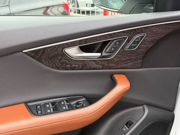 2022 Audi Q8 — Miniatură 18
