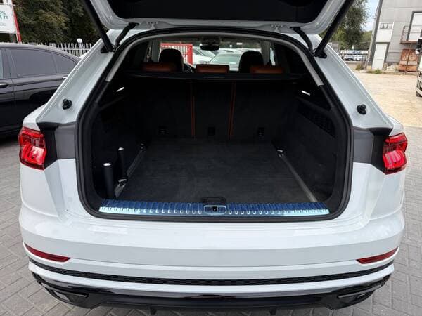 2022 Audi Q8 — Miniatură 25