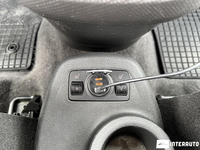 Ford Tourneo Connect 2017 — Миниатюра 12