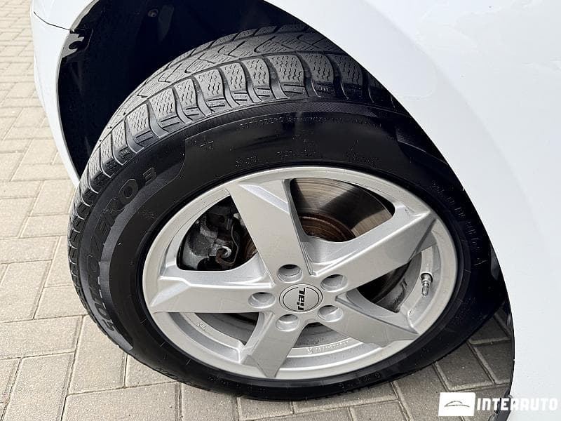 Ford Tourneo Connect 2017 — Миниатюра 17