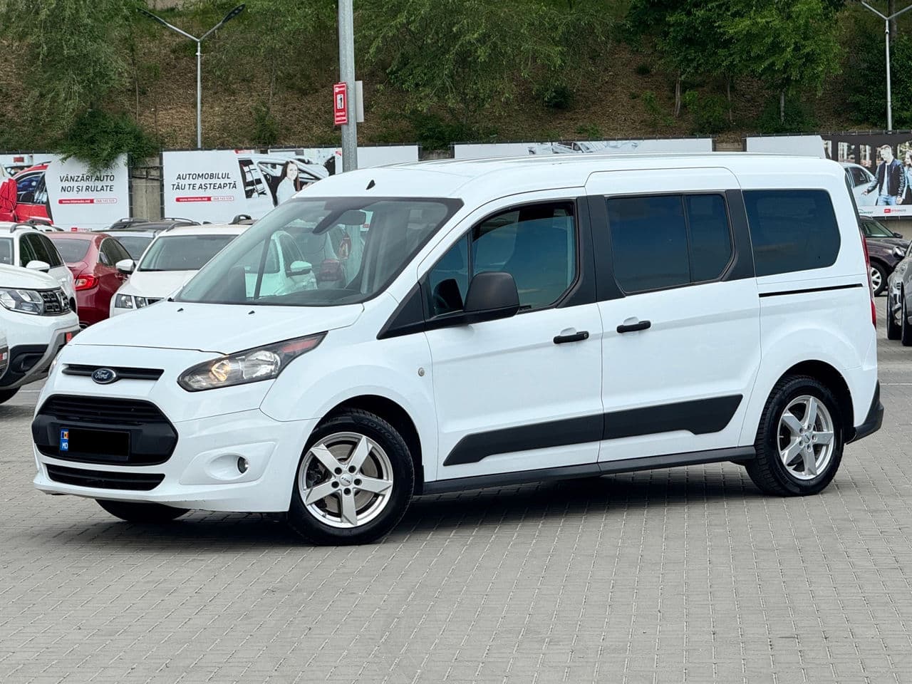 Ford Tourneo Connect 2017 — Миниатюра 2