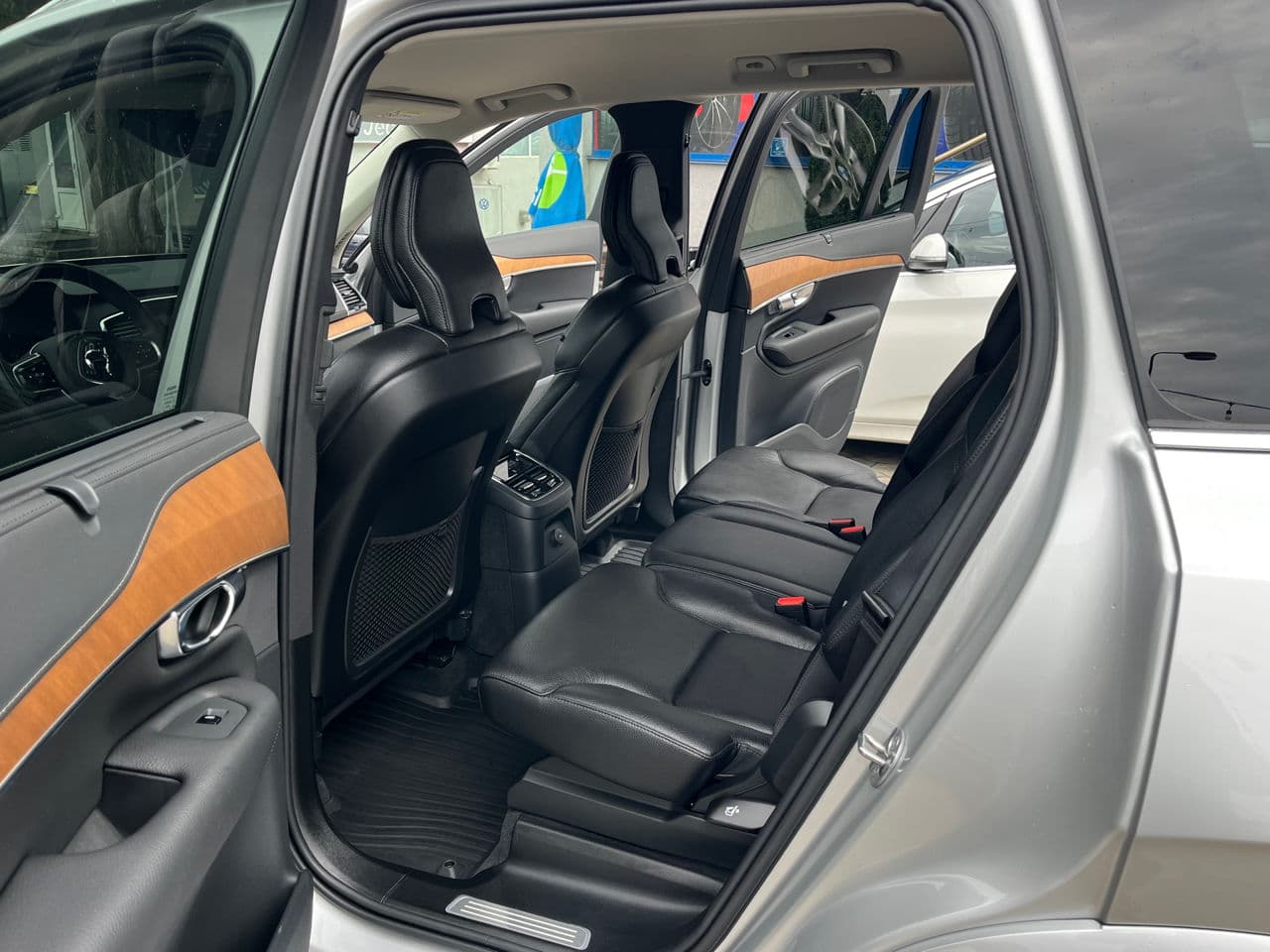 Volvo XC 90 2022 — Миниатюра 17