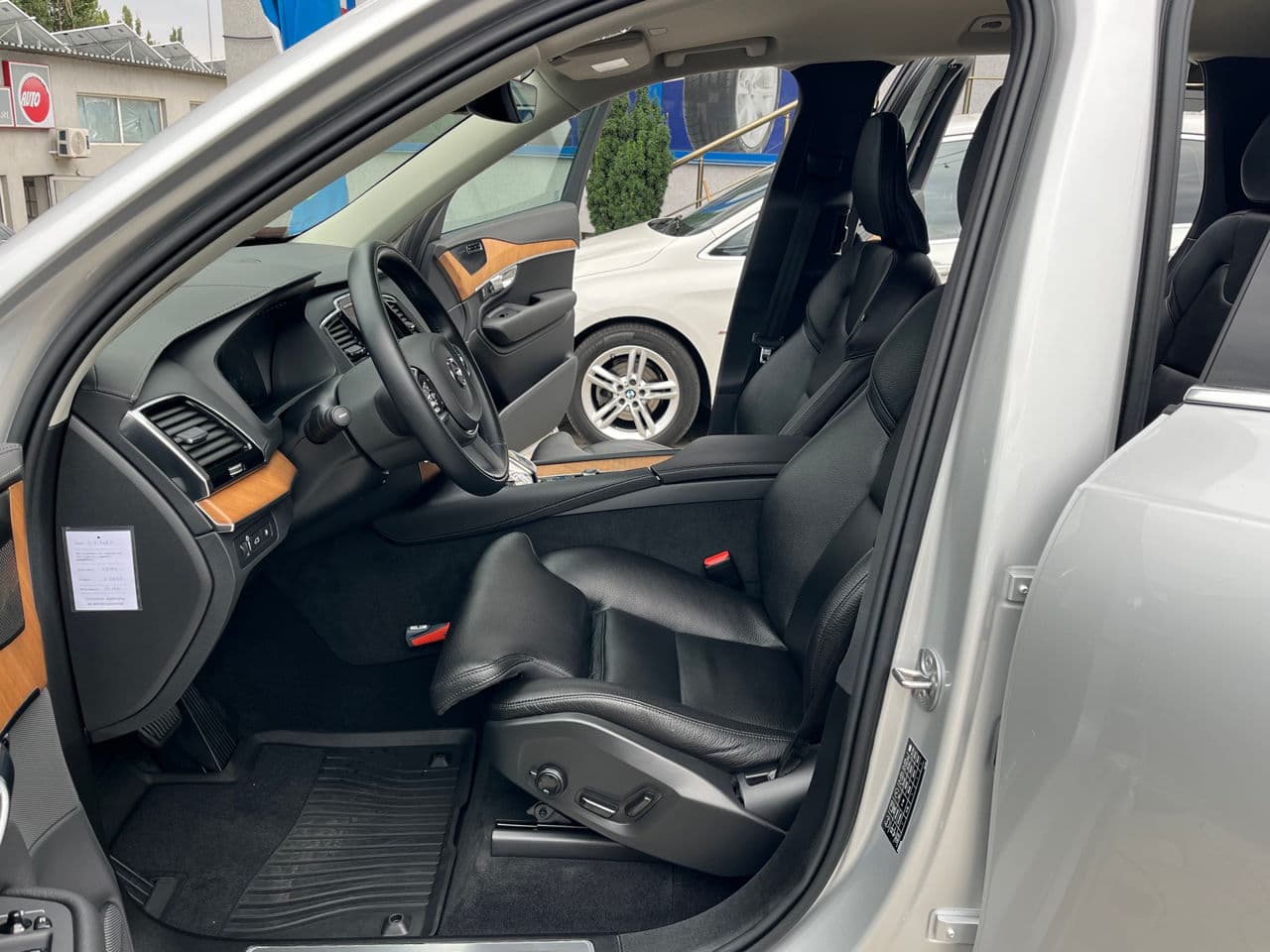 Volvo XC 90 2022 — Миниатюра 7