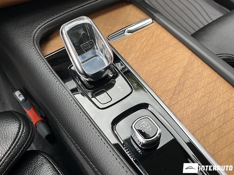 Volvo XC 90 2022 — Миниатюра 16
