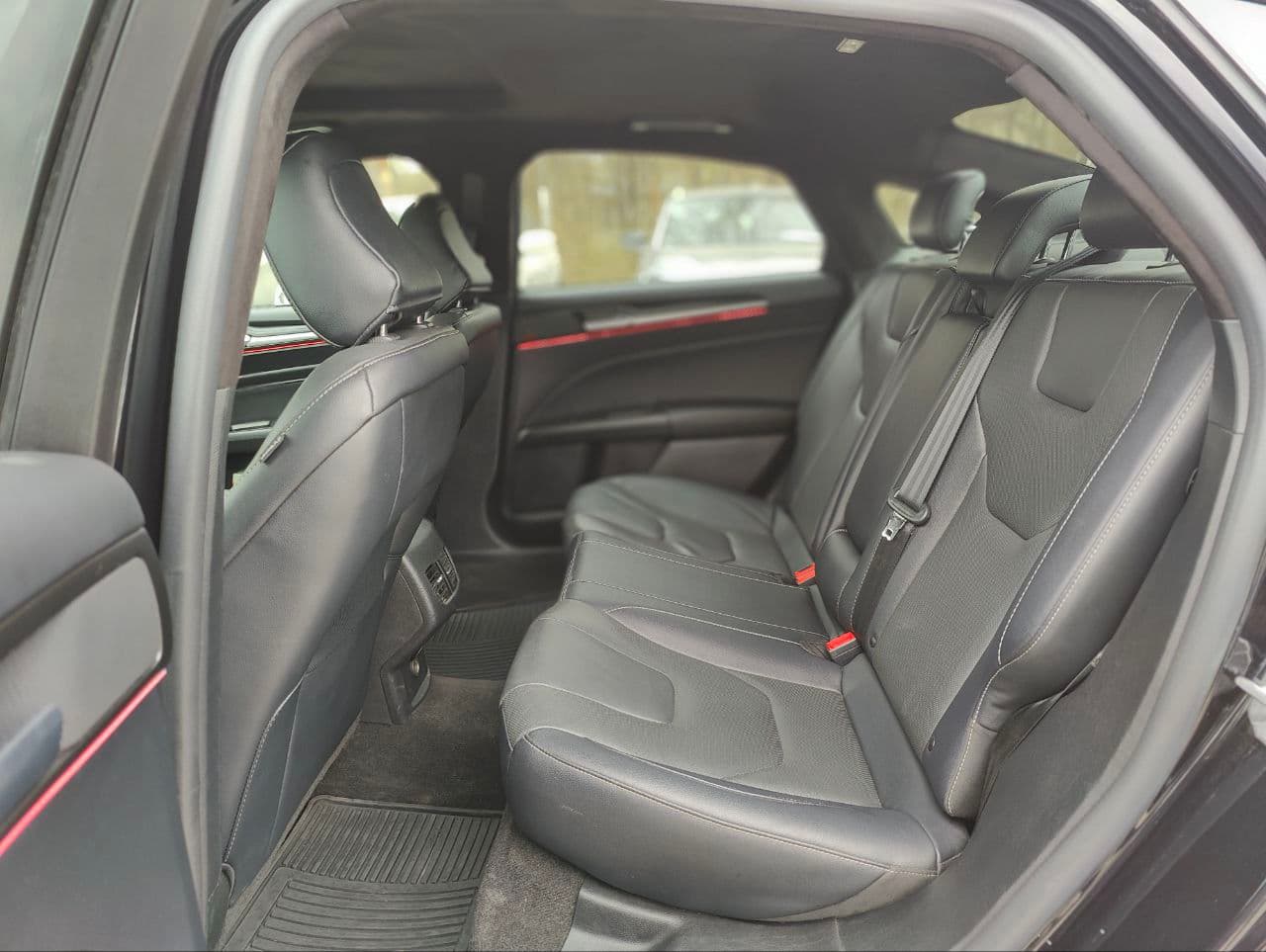 Ford Fusion 2019 — Миниатюра 9
