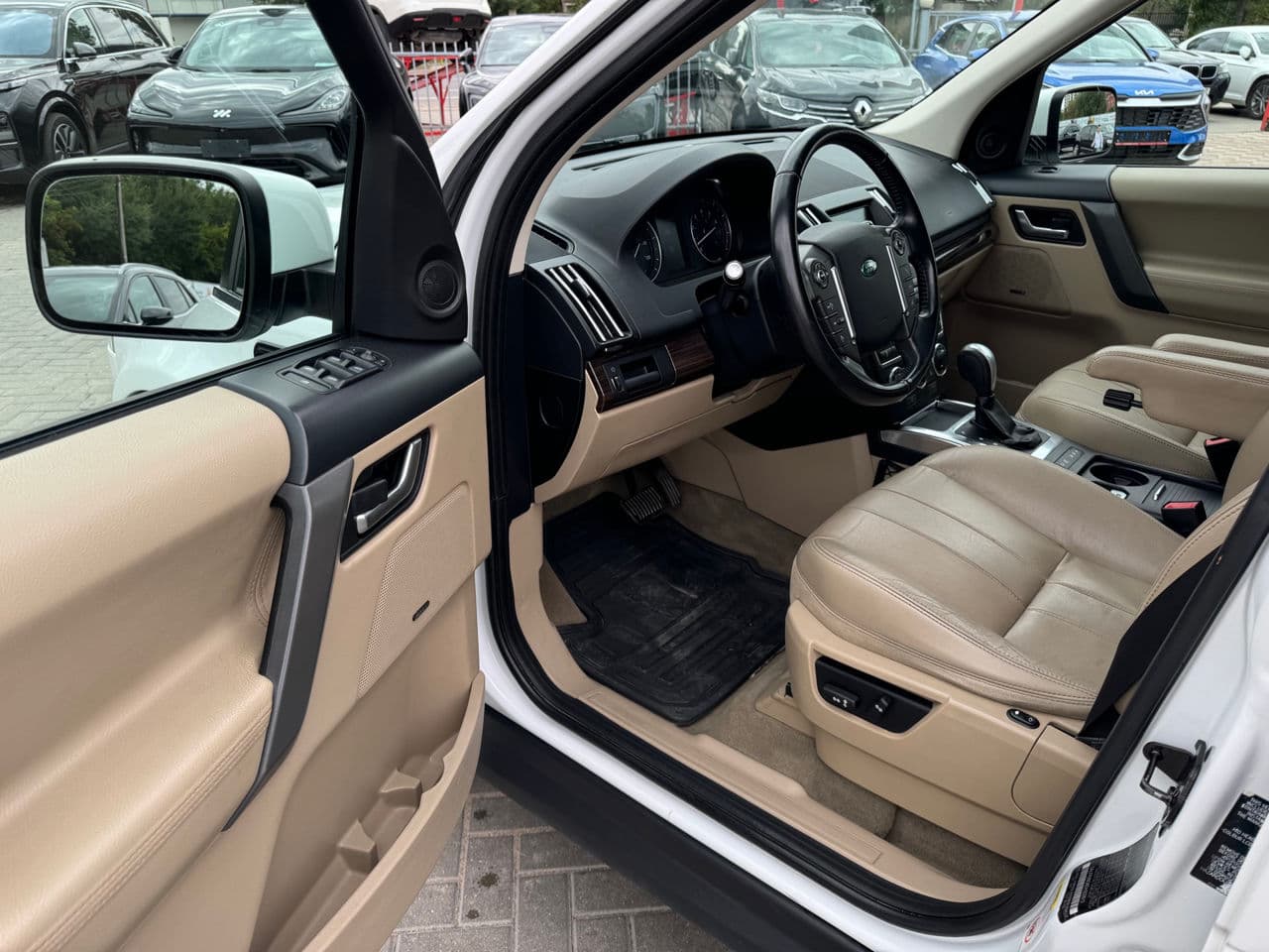 Land Rover Freelander 2013 — Миниатюра 5
