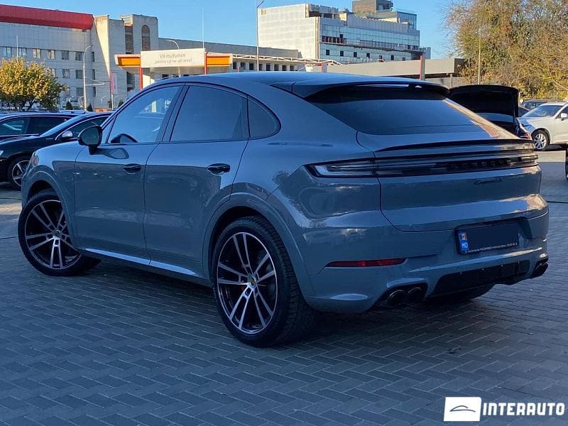 Porsche Cayenne S Coupe 2024 — Миниатюра 2