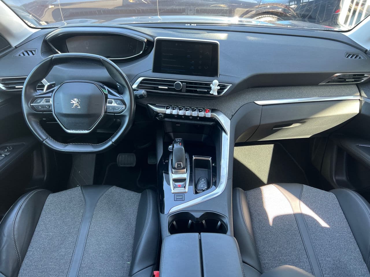 Peugeot 3008 2020 — Миниатюра 8