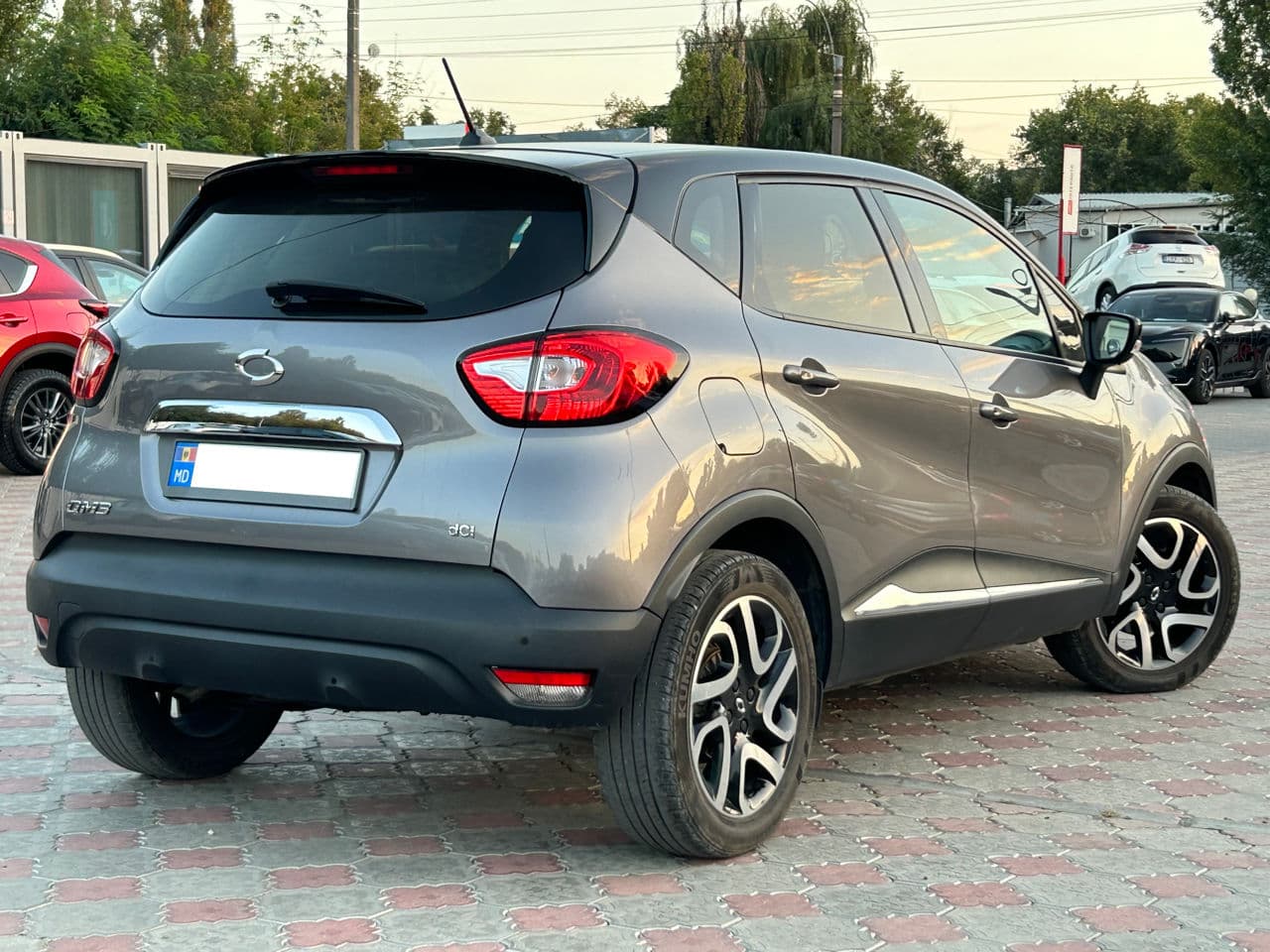Renault Captur 2016 — Миниатюра 3