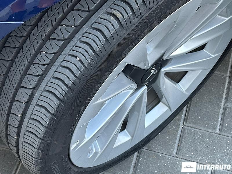 Tesla Model 3 2022 — Миниатюра 19