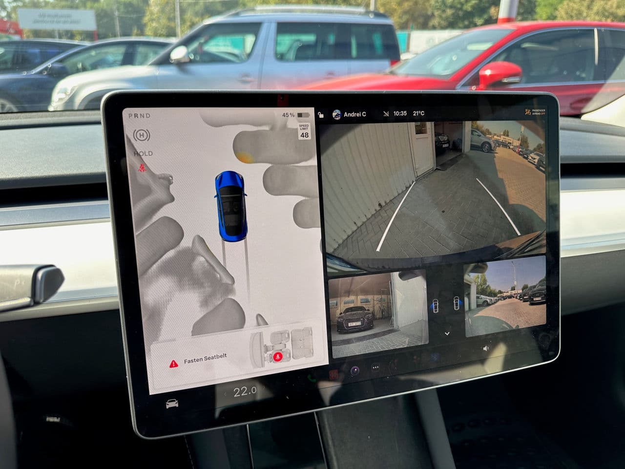 Tesla Model 3 2022 — Миниатюра 10