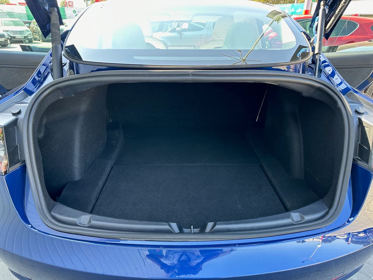 Tesla Model 3 2022 — Миниатюра 17