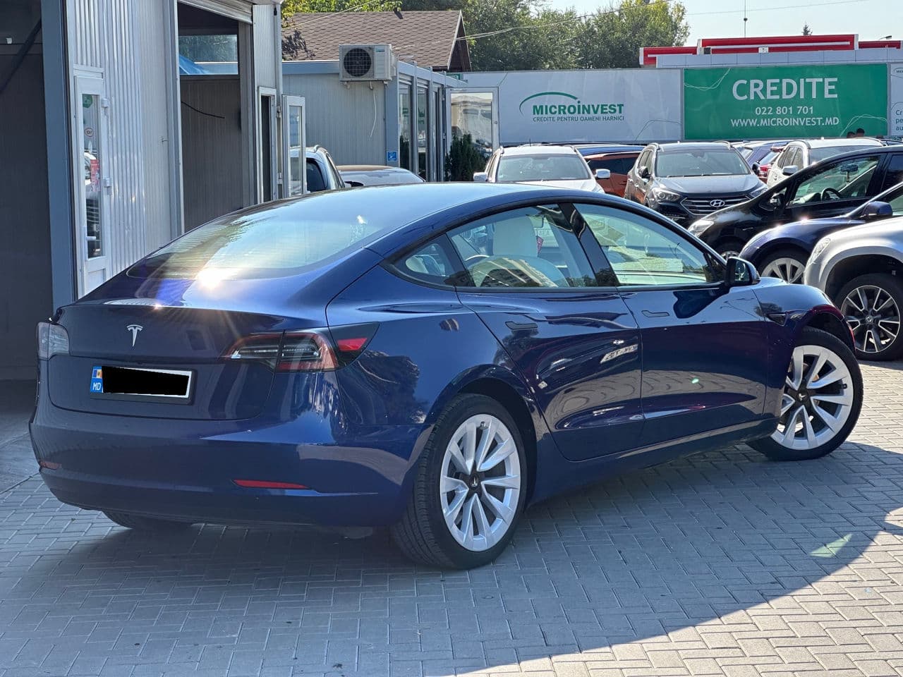 Tesla Model 3 2022 — Миниатюра 3