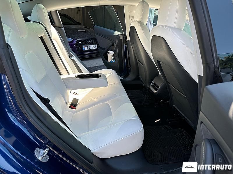 Tesla Model 3 2022 — Миниатюра 16