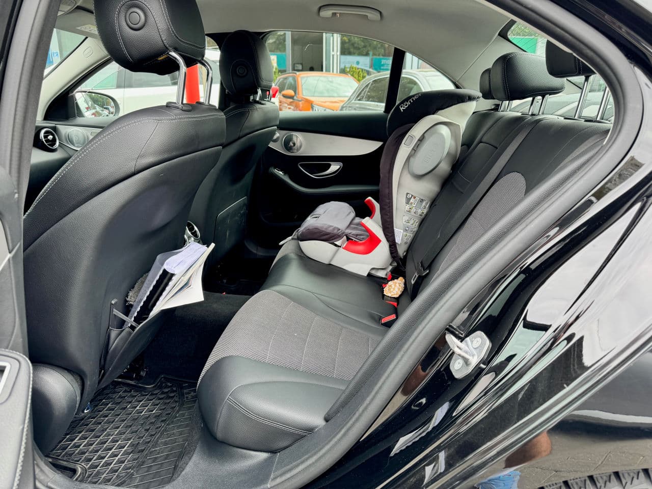 Mercedes C 200 2019 — Миниатюра 15