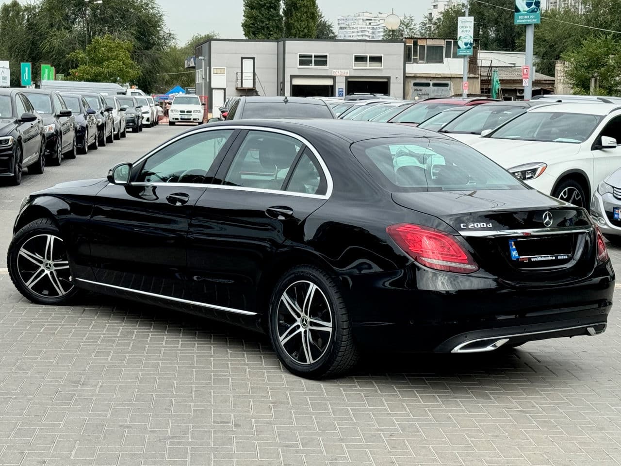 Mercedes C 200 2019 — Миниатюра 4