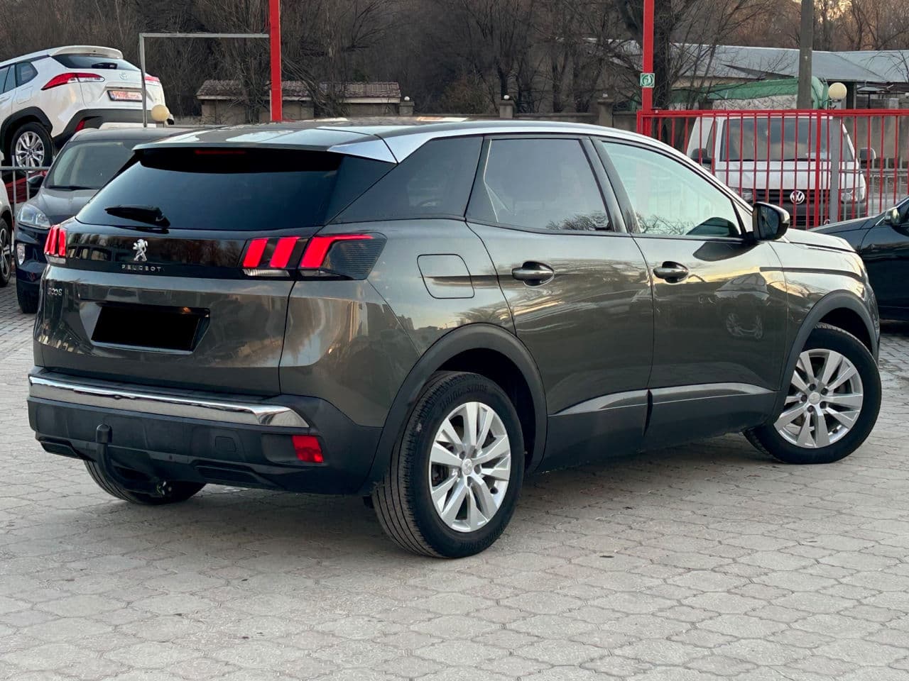 Peugeot 3008 2018 — Миниатюра 2