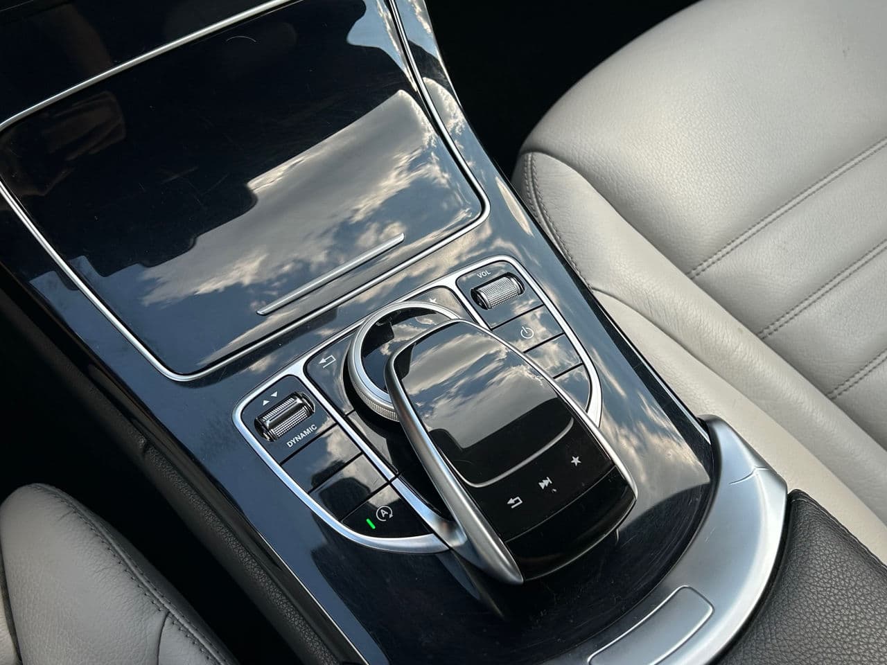 Mercedes C 250 2017 — Миниатюра 13
