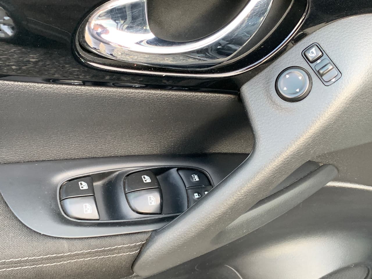 Nissan Qashqai 2018 — Миниатюра 12